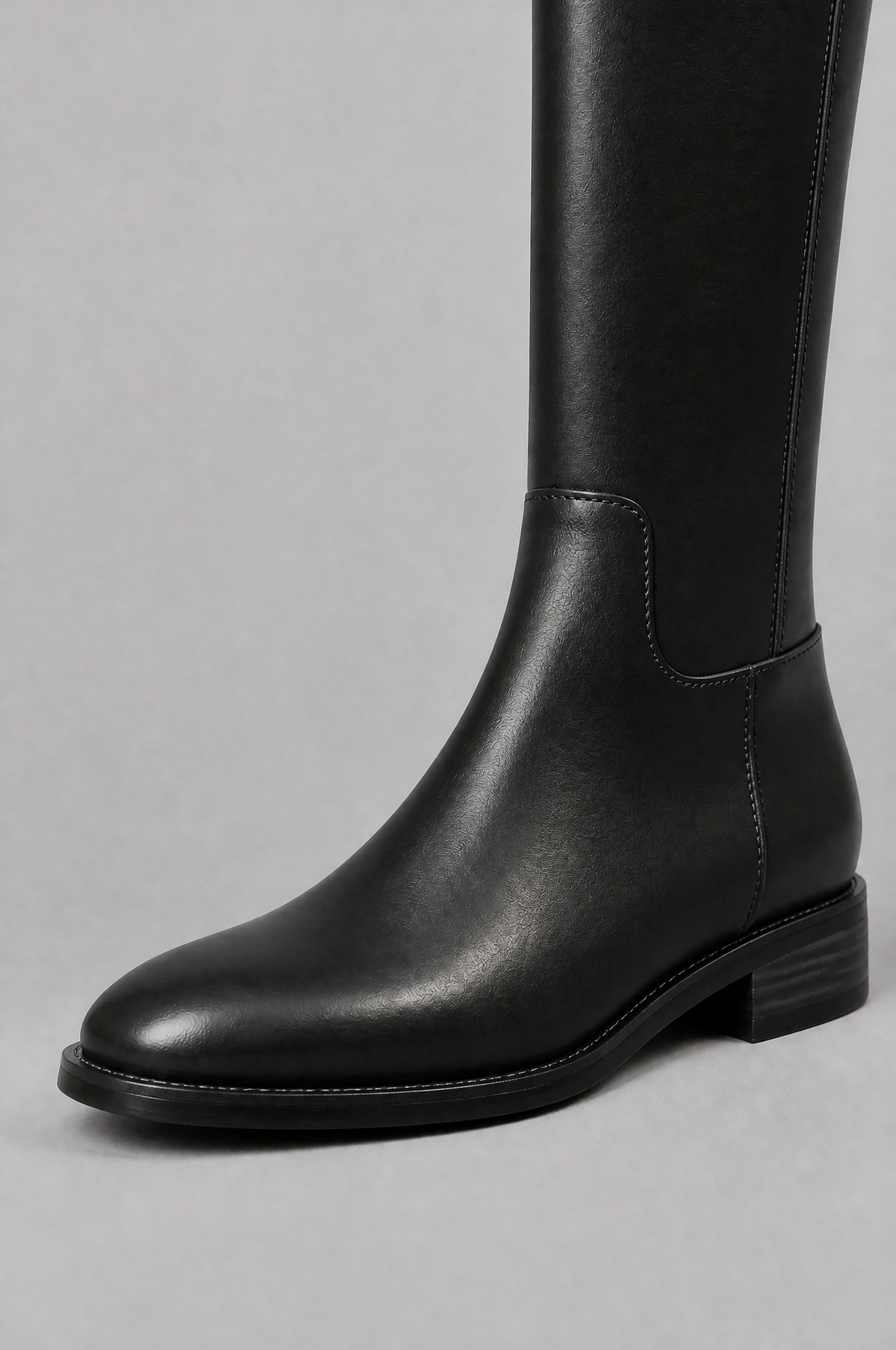 Knee High Riding Boots with Turn Lock Strap Noor Laurent