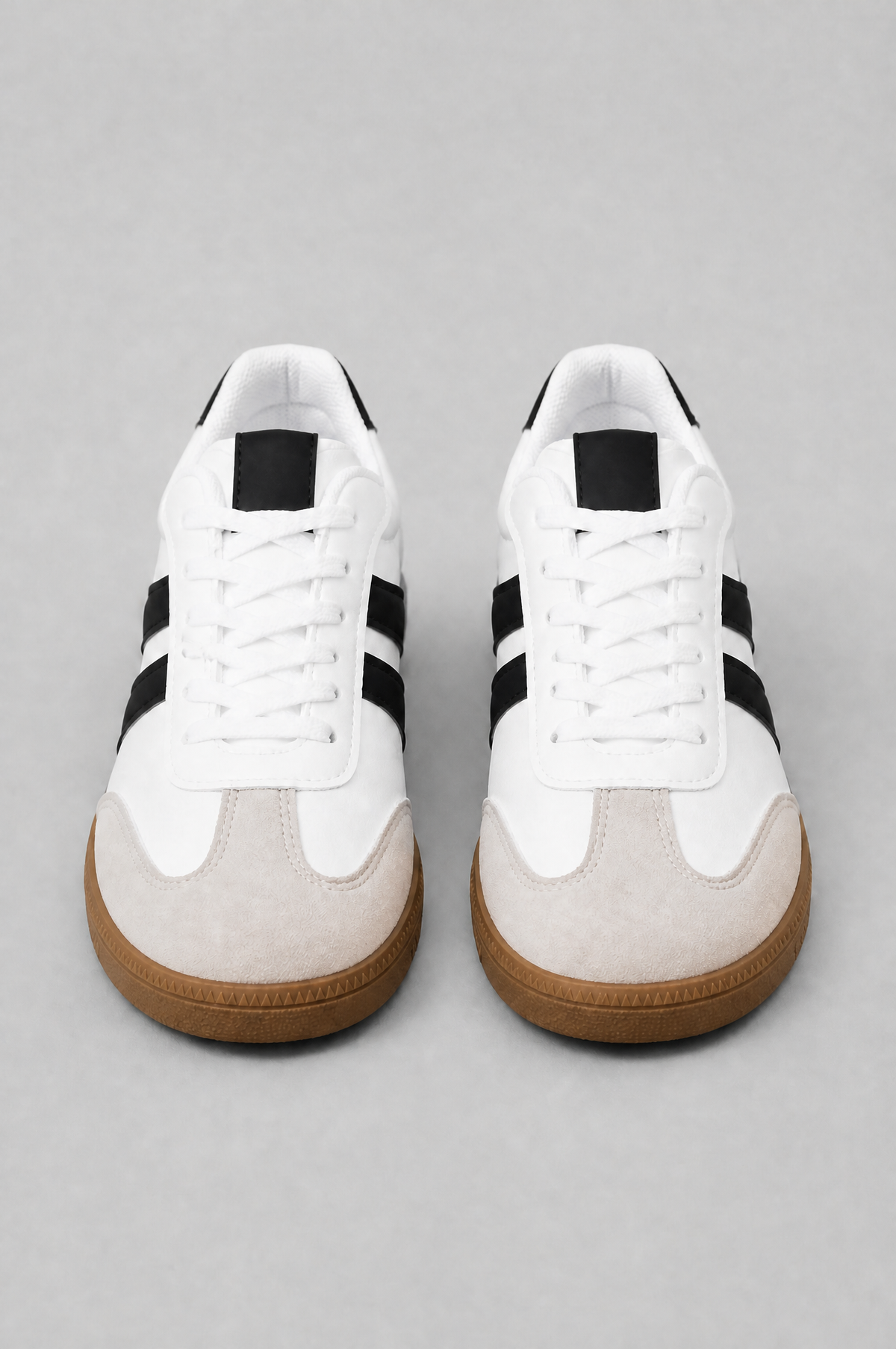 Retro Low Top Trainers with Side Stripes Noor Laurent