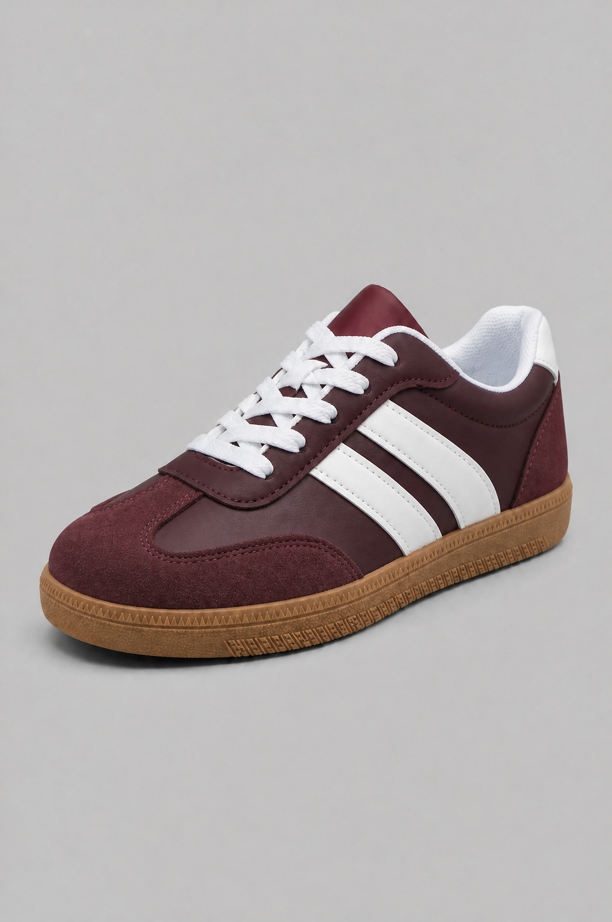 Retro Low Top Trainers with Side Stripes Noor Laurent