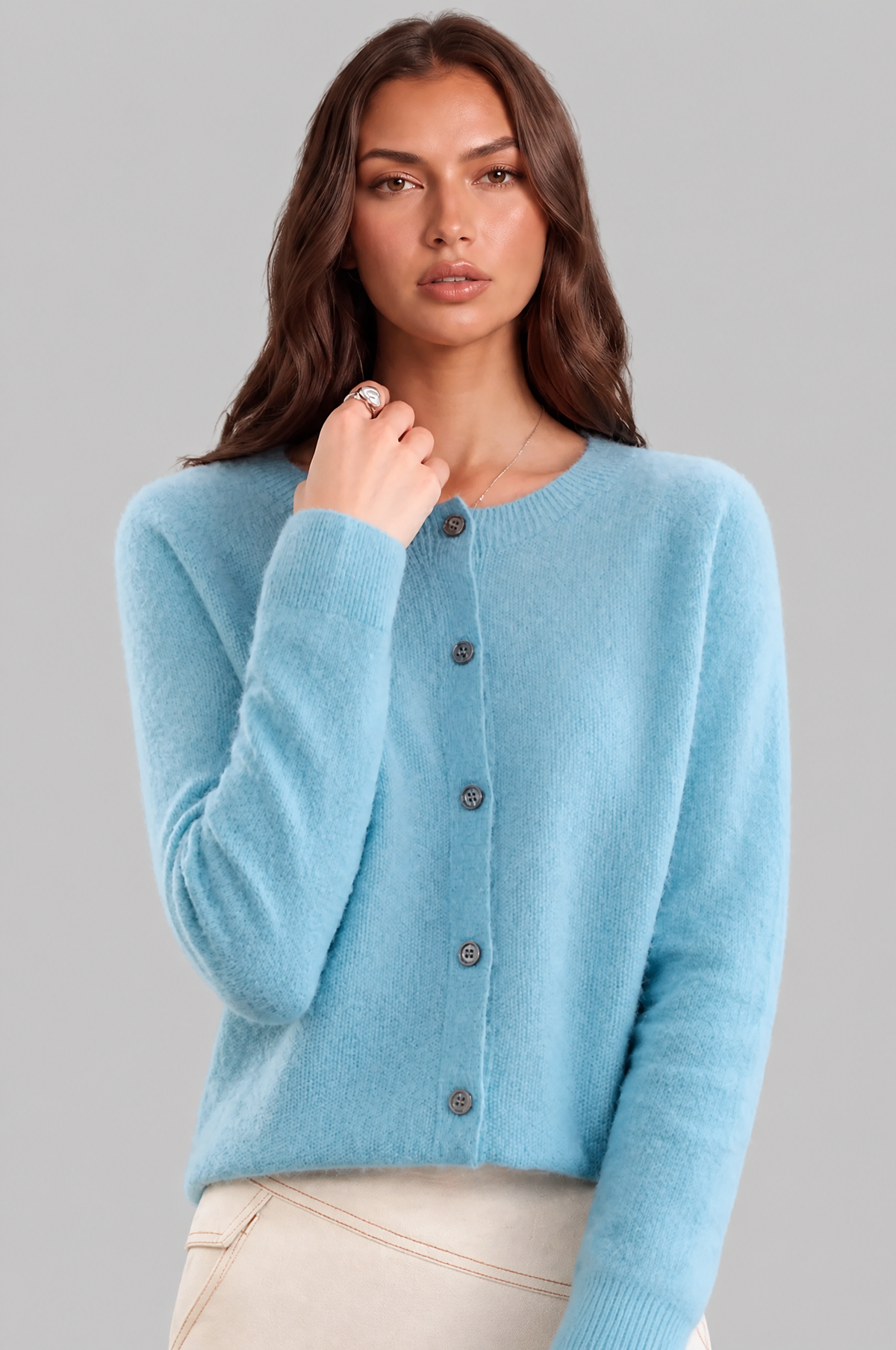 Wool Crew Neck Cardigan Audrey Calvero
