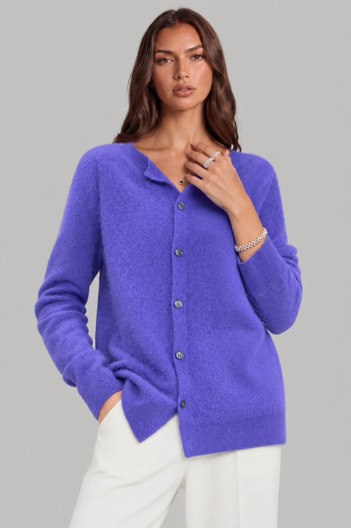 Wool Crew Neck Cardigan Audrey Calvero